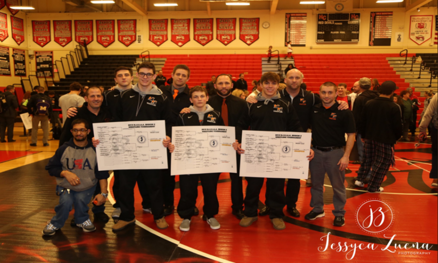 Region+Champion+Wrestlers+Crowned%21+4+Advance+to+States
