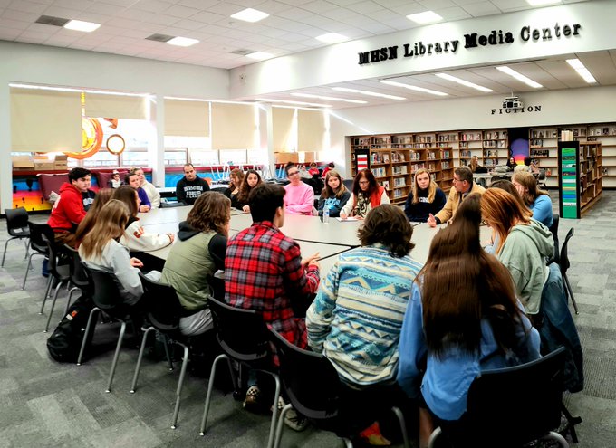 MHSN Students Meet with Dr. George